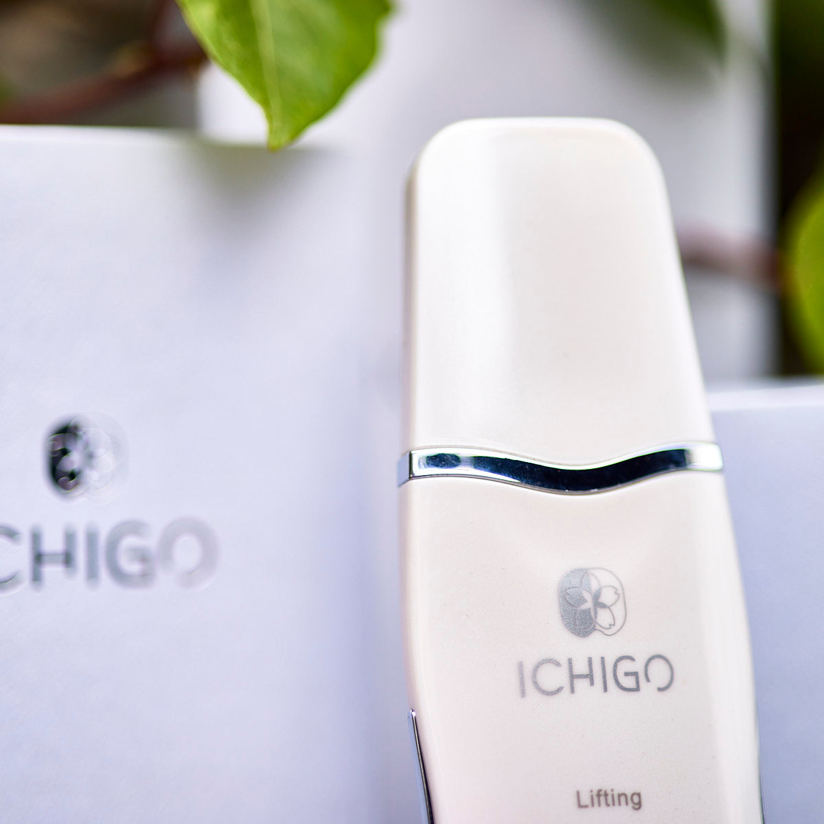 ICHIGO Perfect Clean™ - APARELHO DE LIMPEZA FACIAL ULTRASSÓNICO 4 EM 1